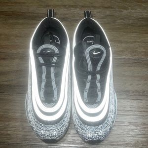 Nike Women Shoes Air max 97’s. Size 7.5